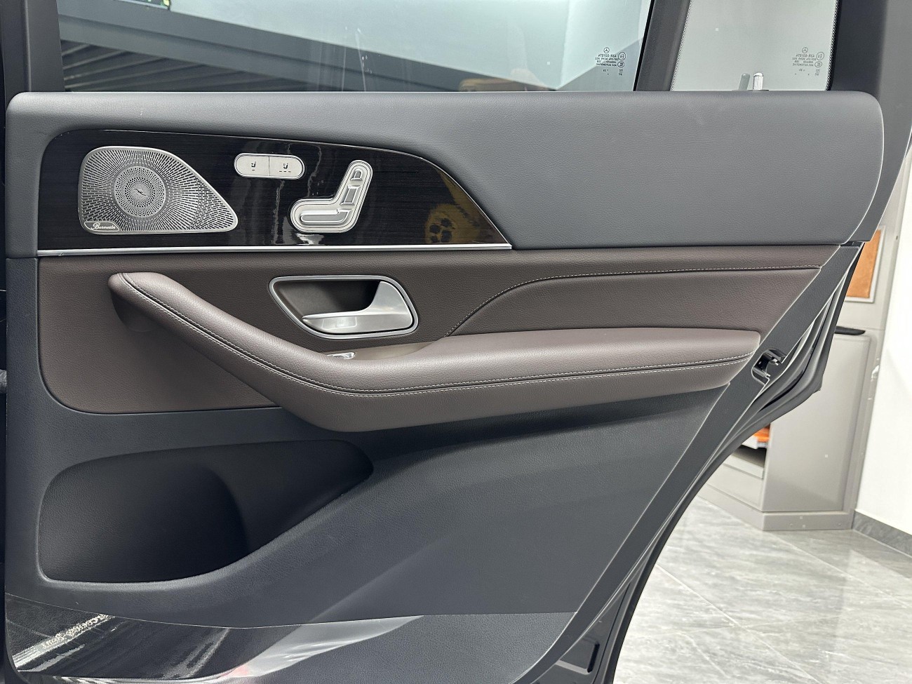 Mercedes-Benz GLS 450 4MATIC 2023