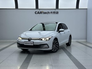 Volkswagen Golf 2021