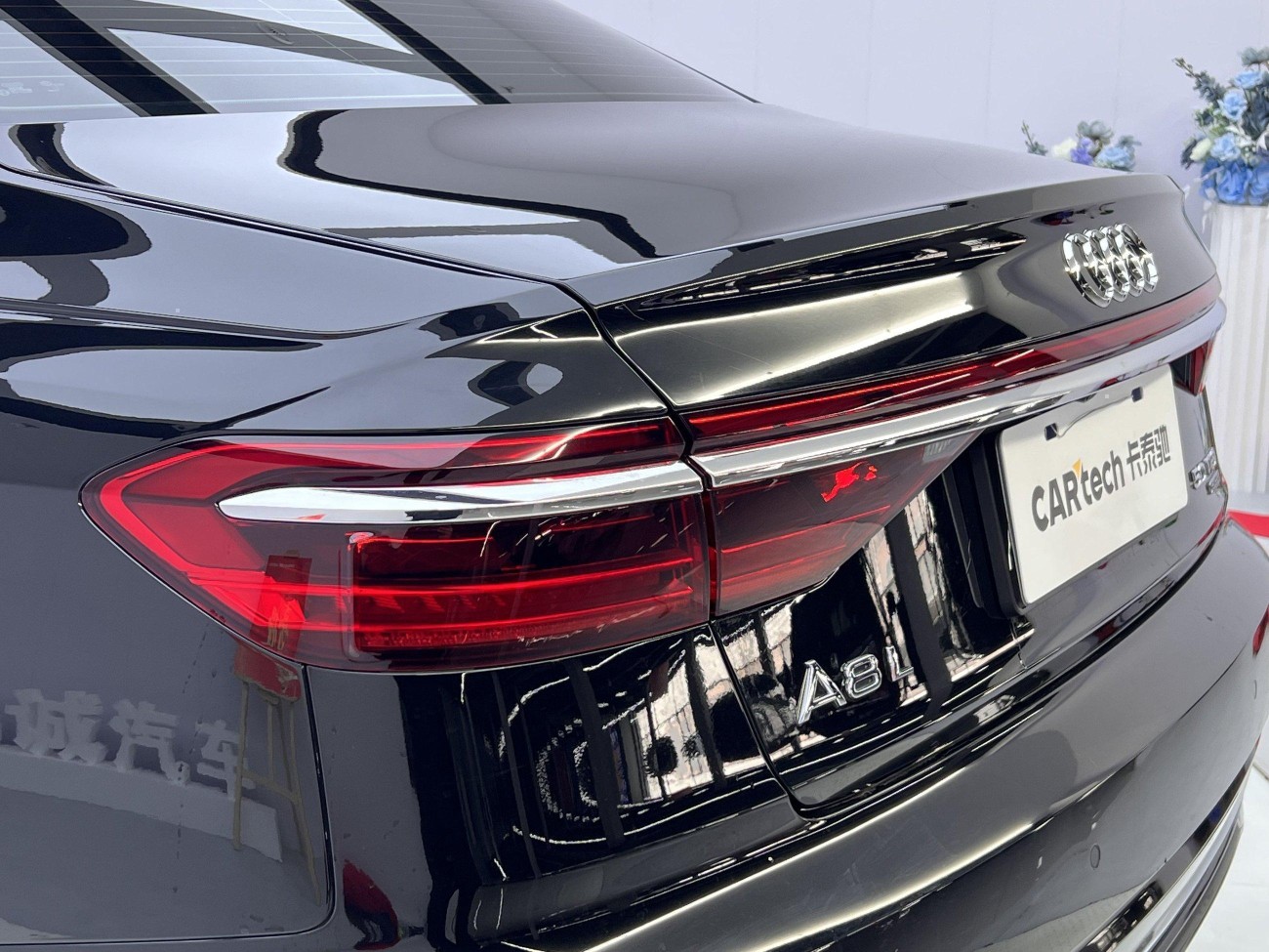 Audi A8L 50 TFSI 2023