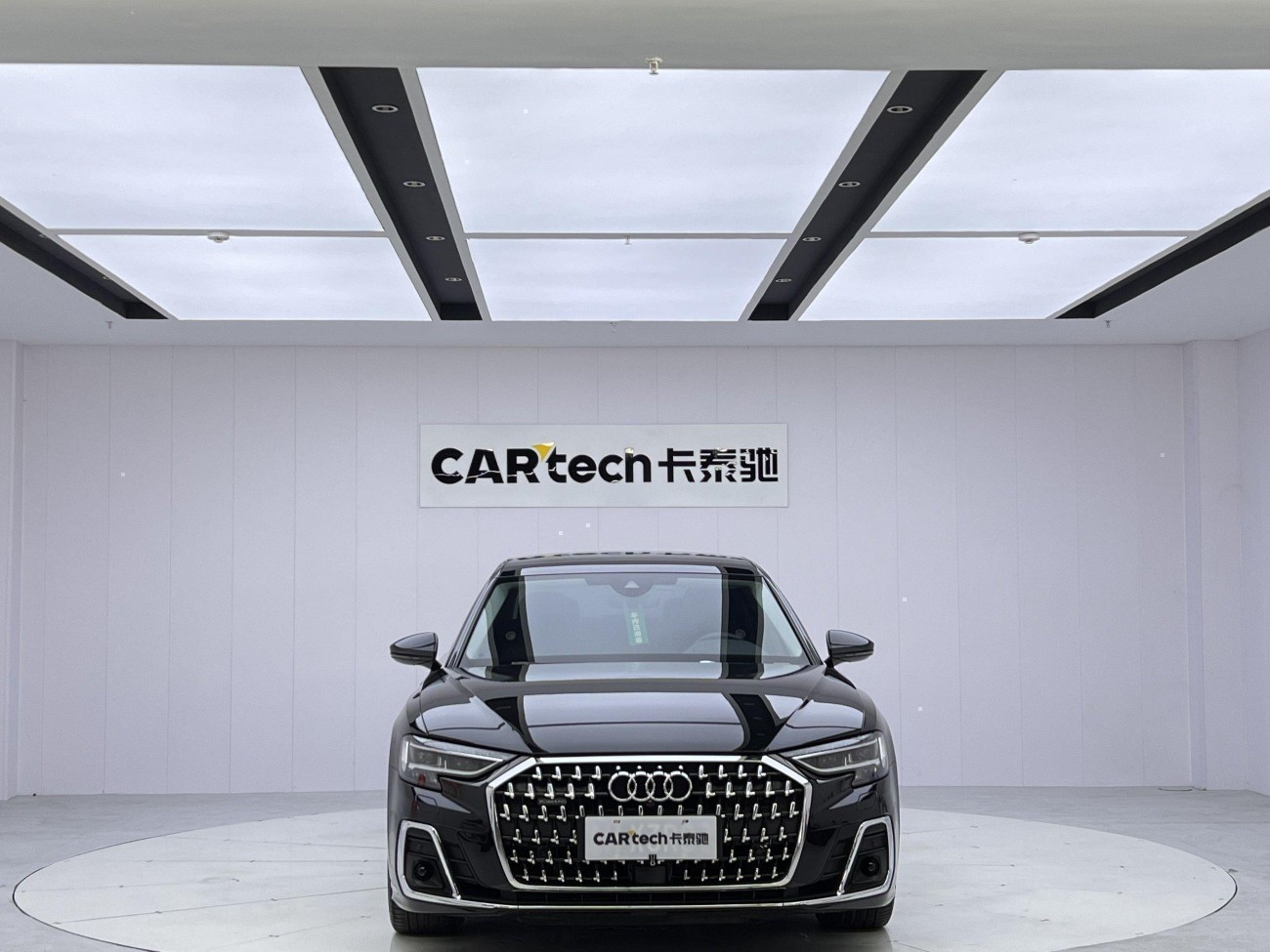 Audi A8L 50 TFSI 2023