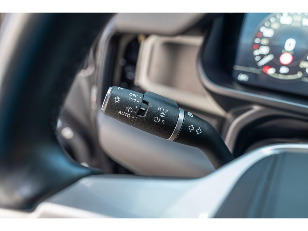 Land Rover Defender 2022