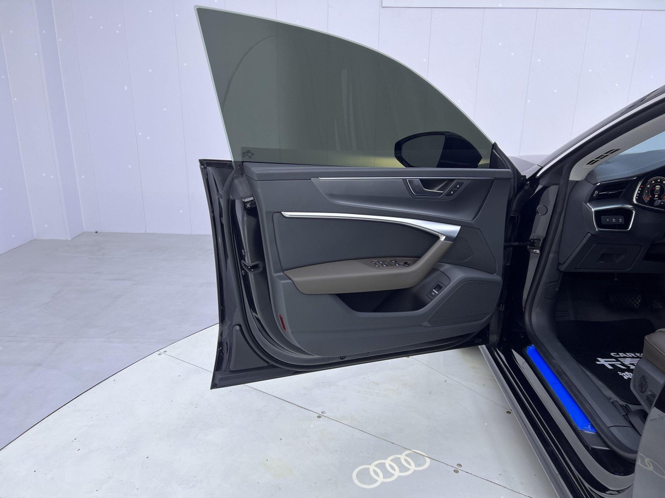 Audi A7L 45 TFSI 2024