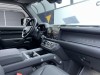 Land Rover Defender 2025