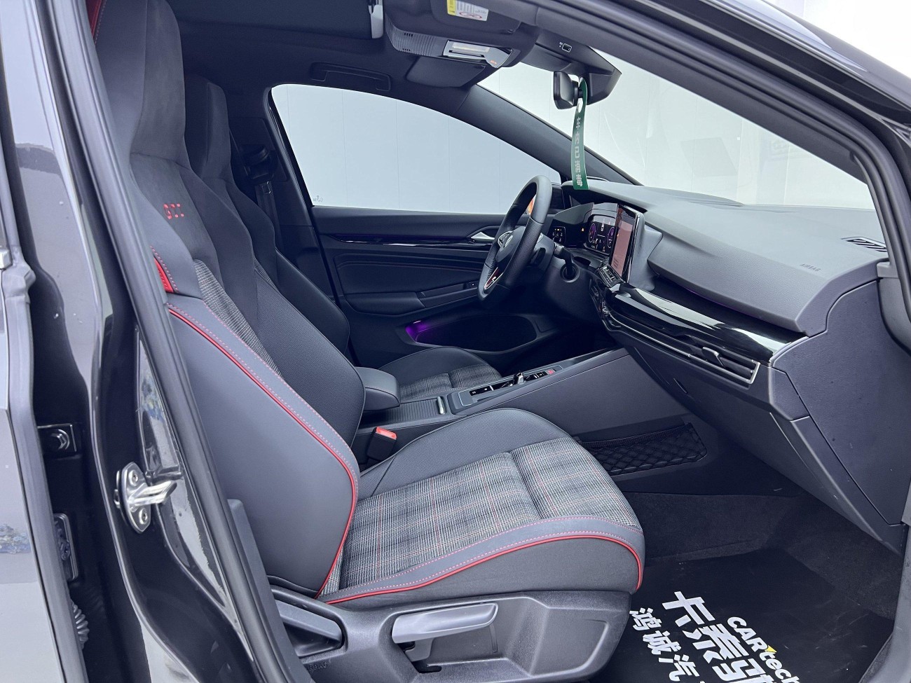 Volkswagen Golf 2025