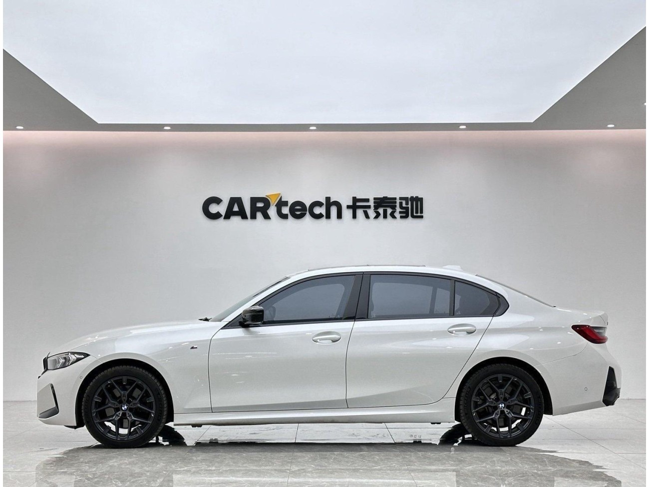 BMW 330Li 2025