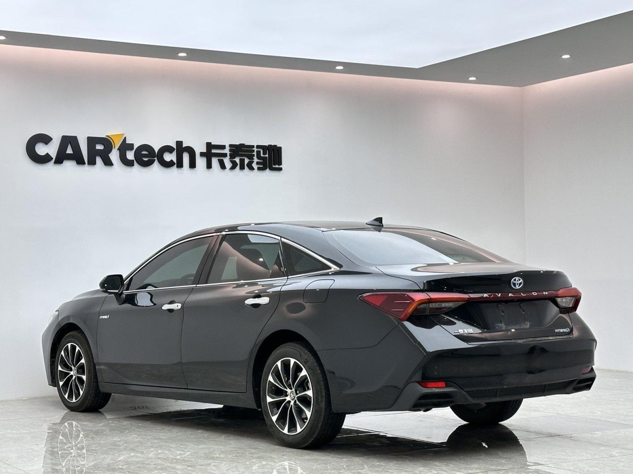 Toyota Avalon 2023