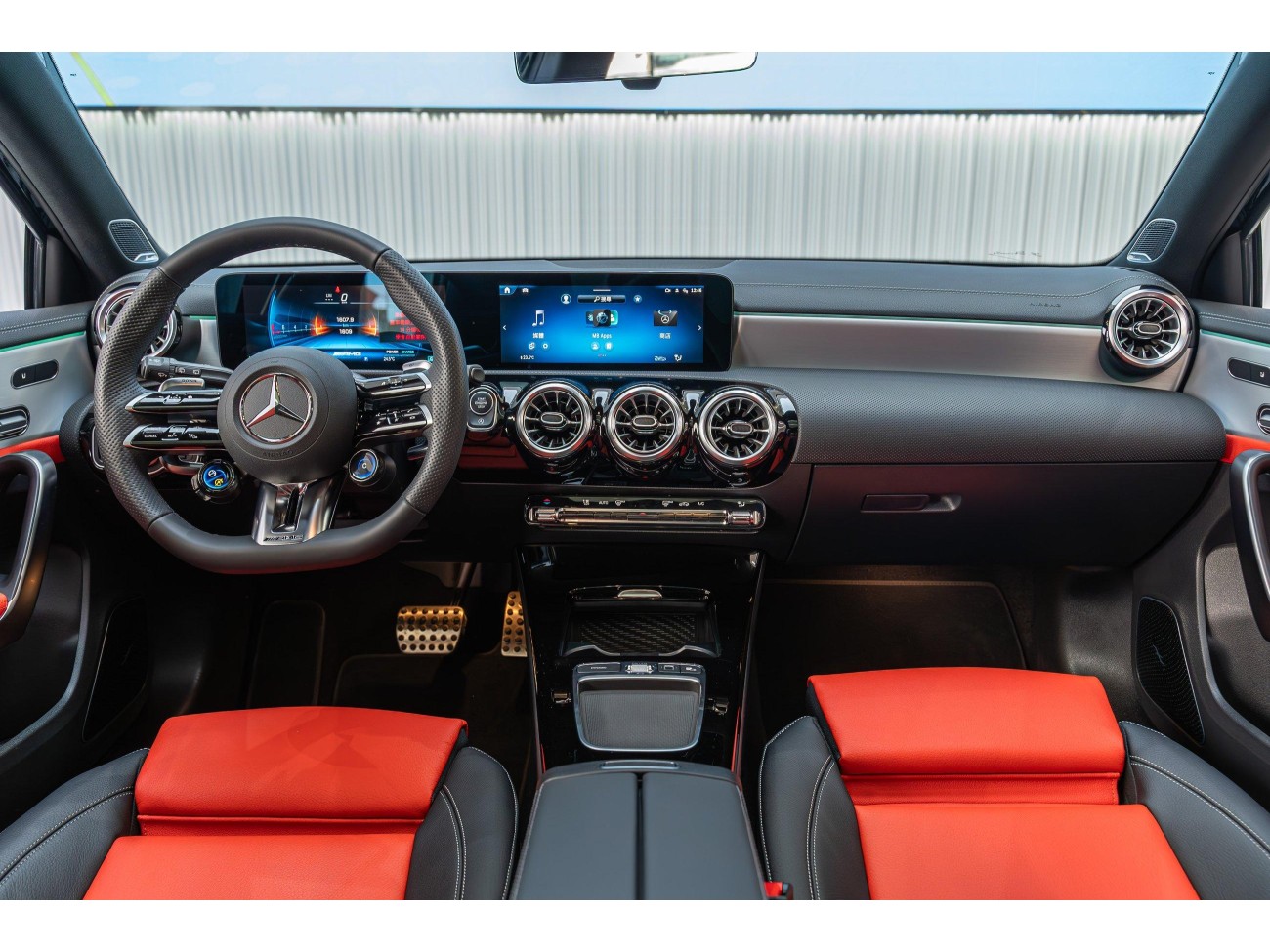 Mercedes-Benz A 35 4MATIC 2025