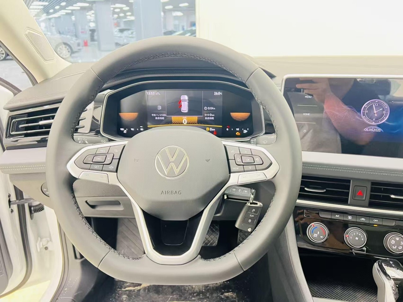 Volkswagen Sagitar 2025