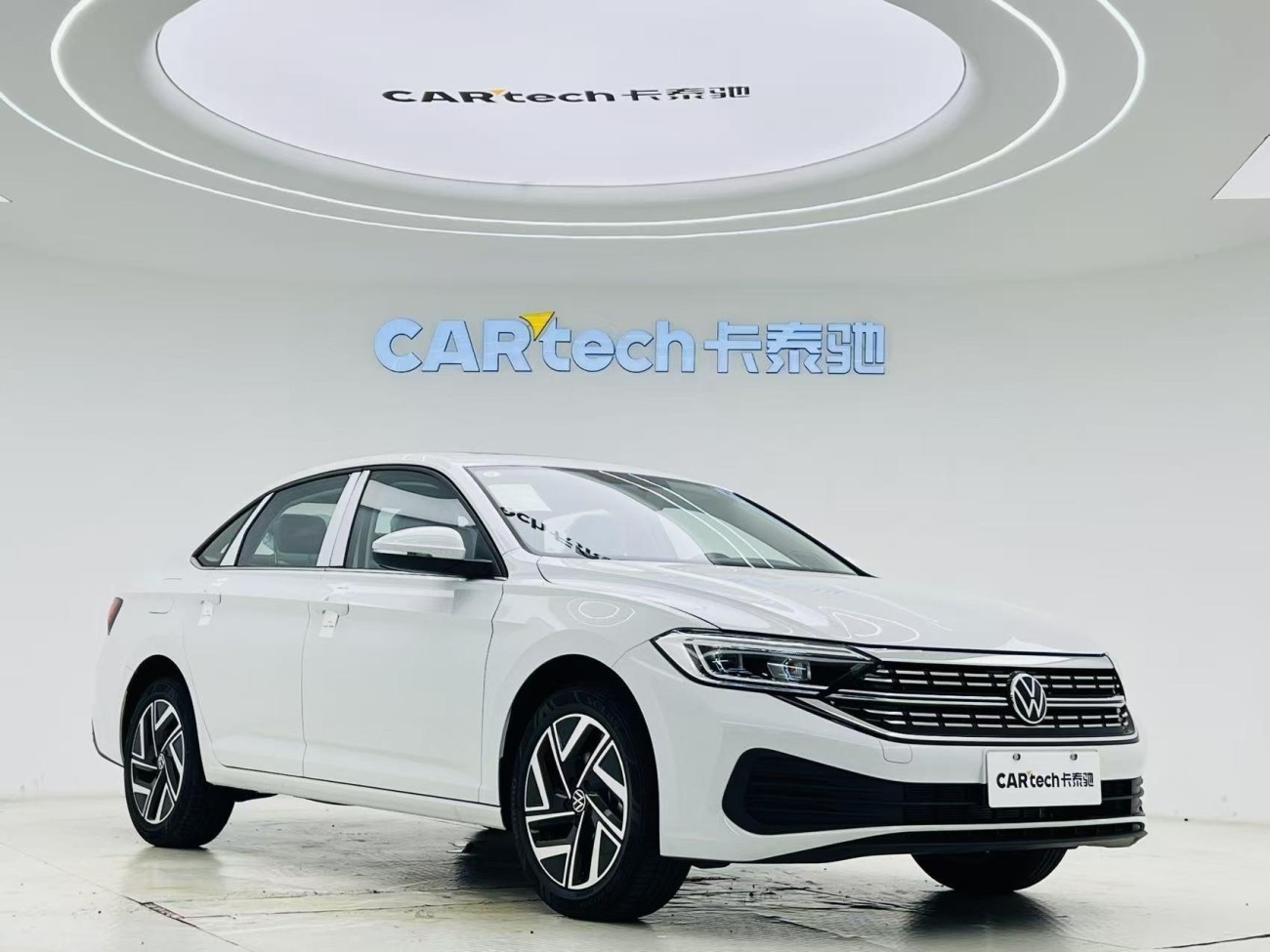 Volkswagen Sagitar 2025