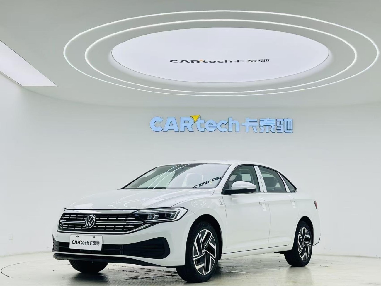 Volkswagen Sagitar 2025