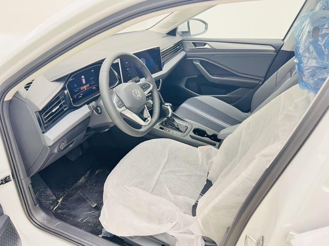 Volkswagen Sagitar 2025