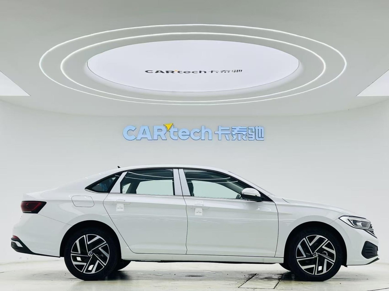 Volkswagen Sagitar 2025