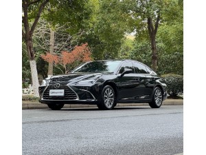 Lexus ES 200 2025