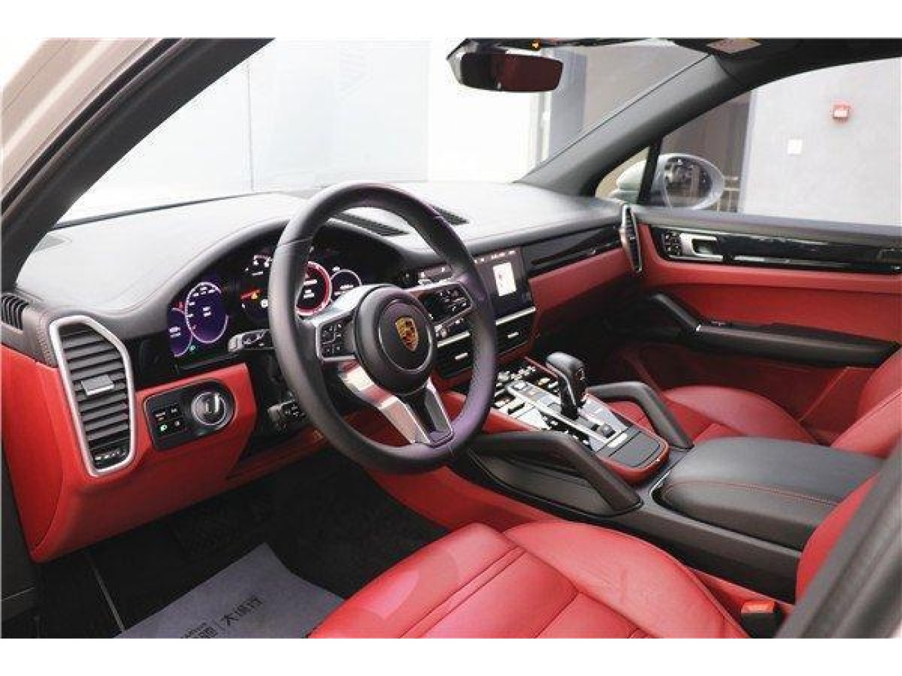 Porsche Cayenne 2021