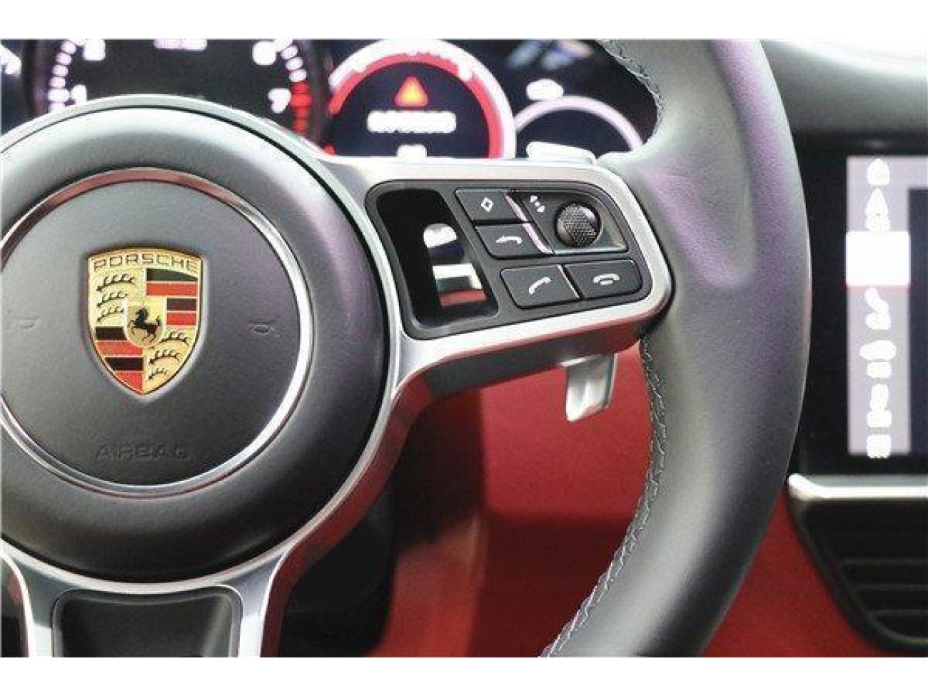 Porsche Cayenne 2021