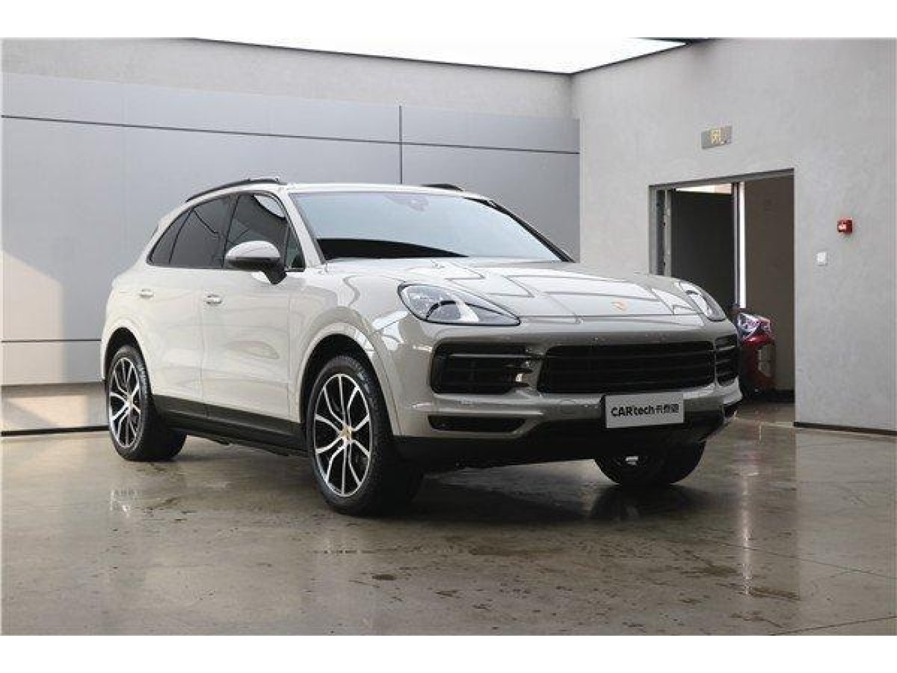 Porsche Cayenne 2021