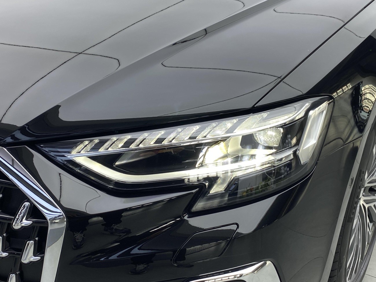 Audi A8L 50 TFSI 2024