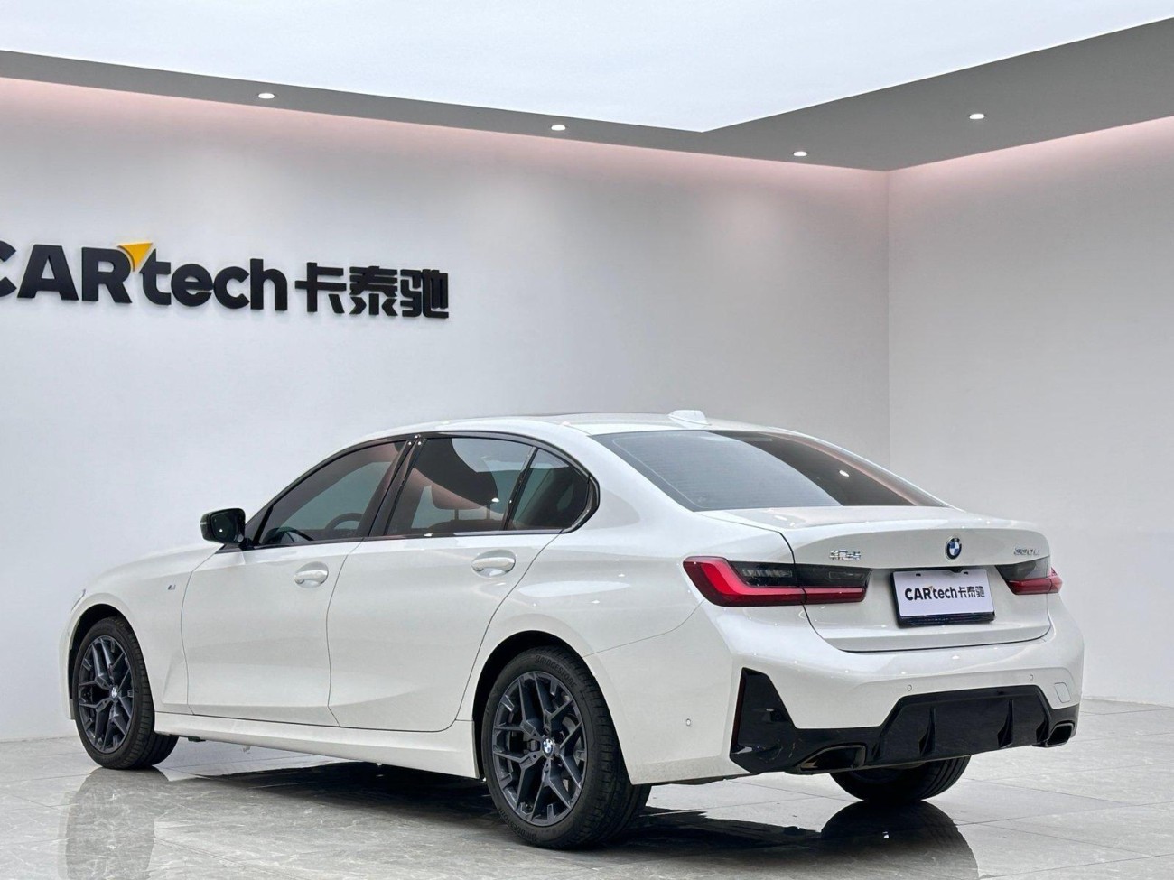 BMW 330Li 2025