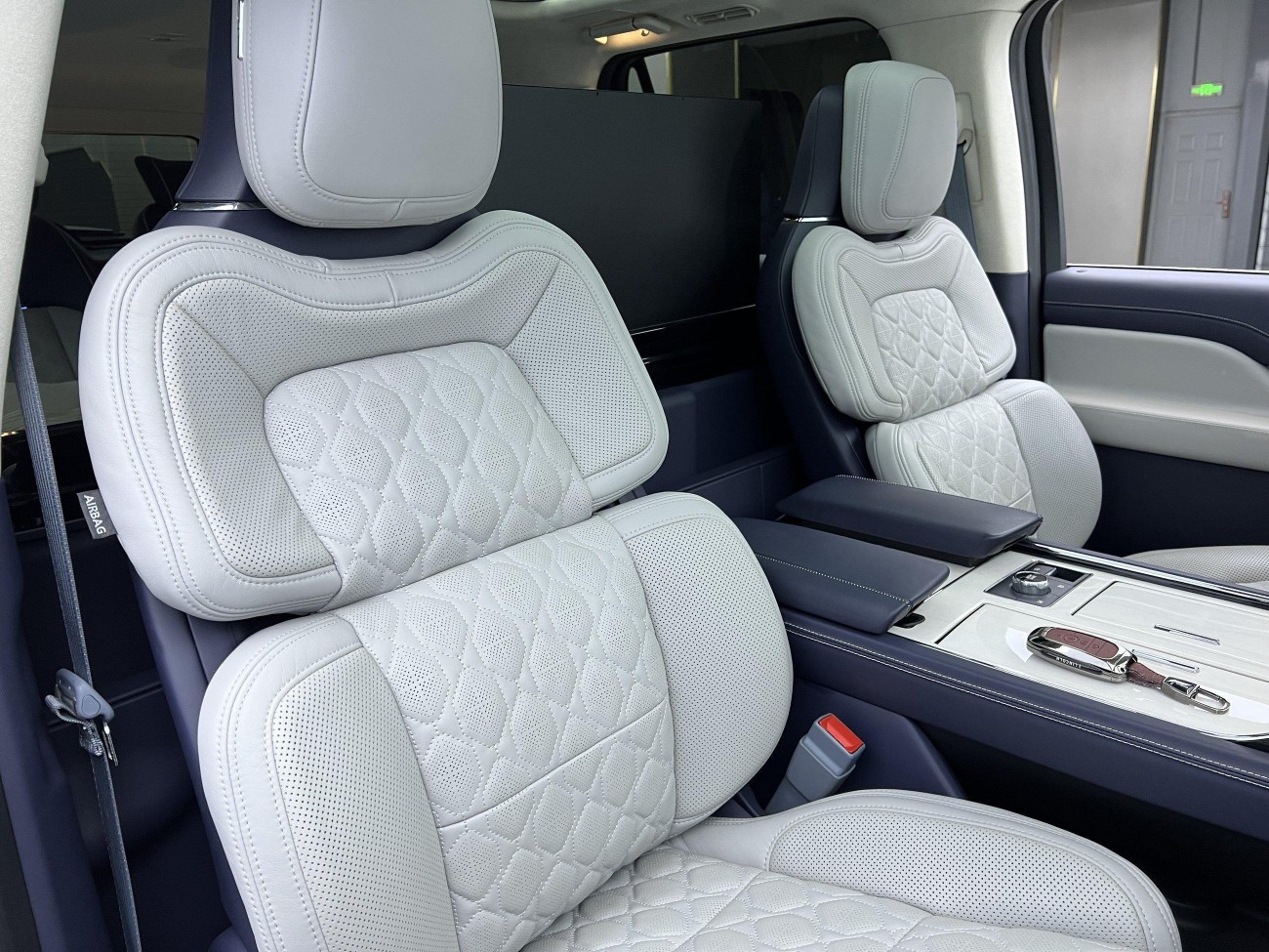 Lincoln Navigator 2023