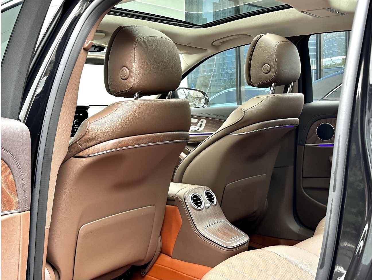 Mercedes-Benz E 300 L 2023