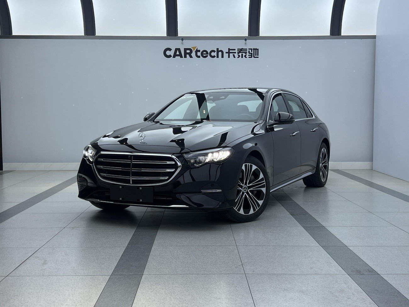 Mercedes-Benz E 350 e 2024