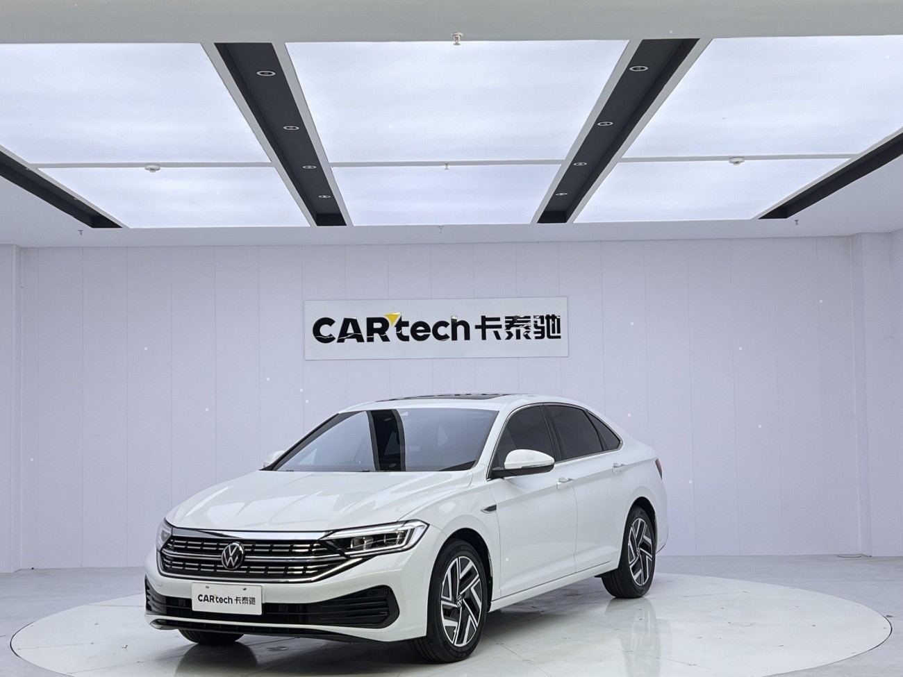 Volkswagen Sagitar 2023