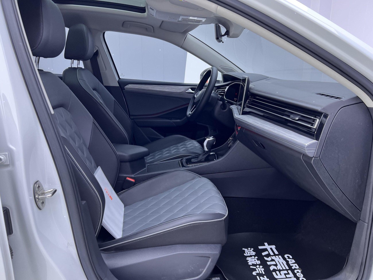 Volkswagen Sagitar 2023