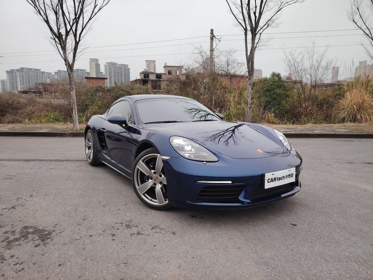 Porsche Cayman 2022