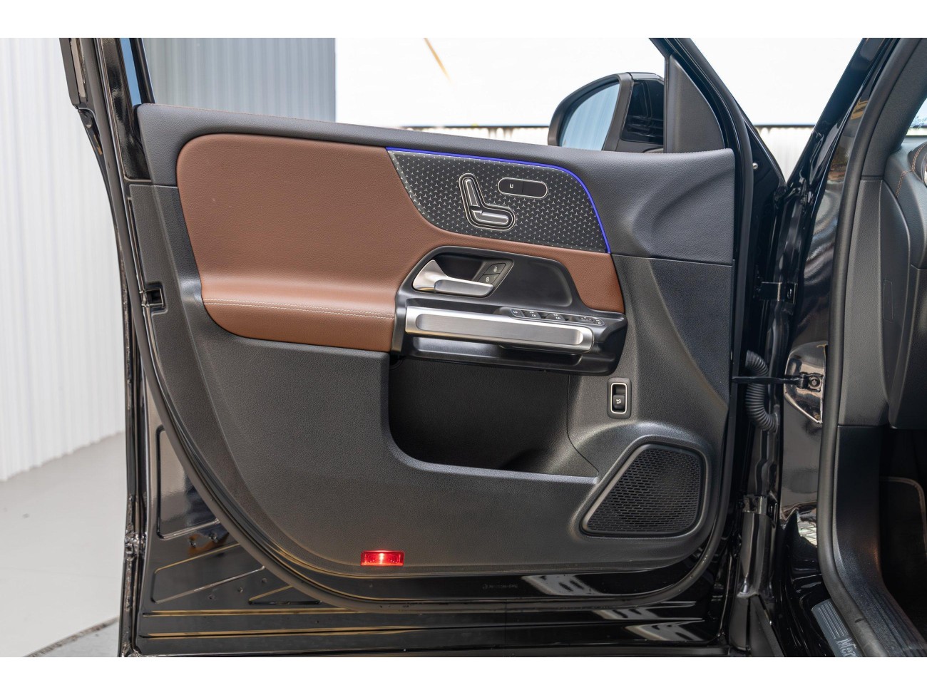 Mercedes-Benz GLB 2024