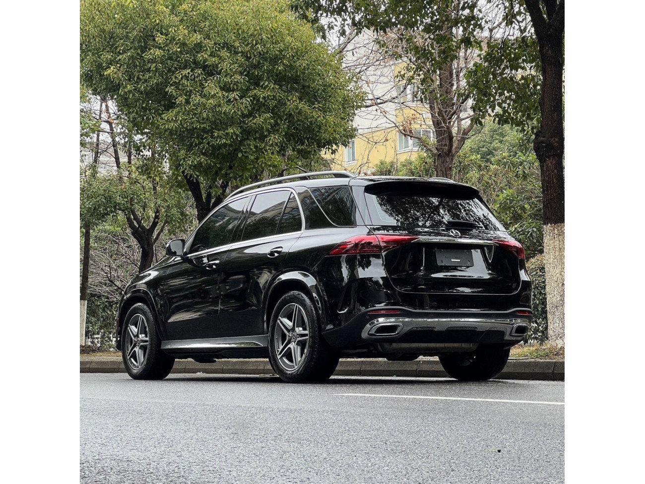 Mercedes-Benz GLE 450 4MATIC 2025