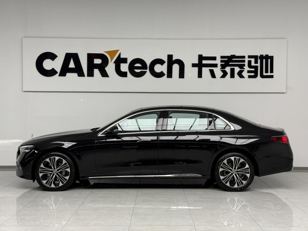 Mercedes-Benz E 300 L 2026