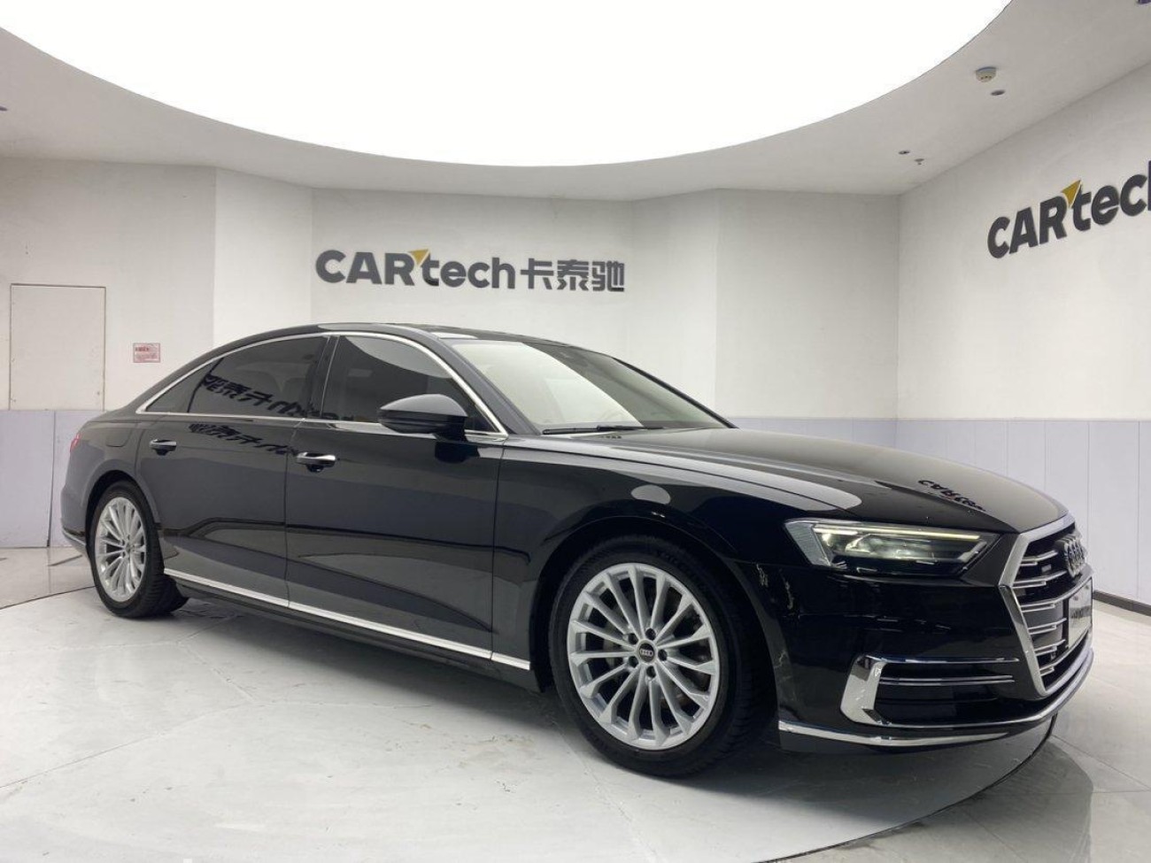 Audi A8L 50 TFSI 2022