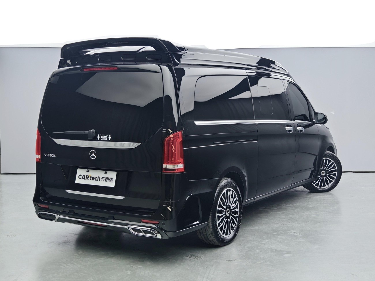 Mercedes-Benz V260L 2024