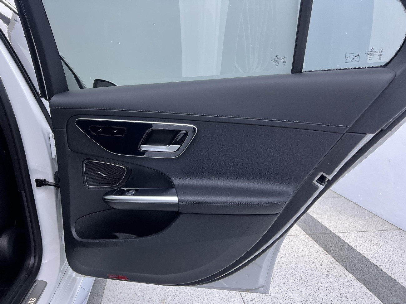 Mercedes-Benz C 260 L 2024