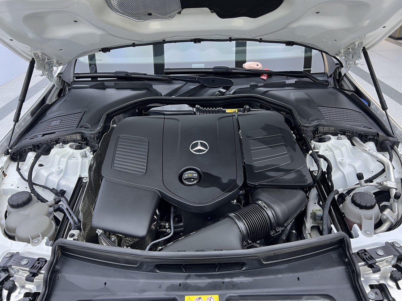 Mercedes-Benz C 260 L 2024