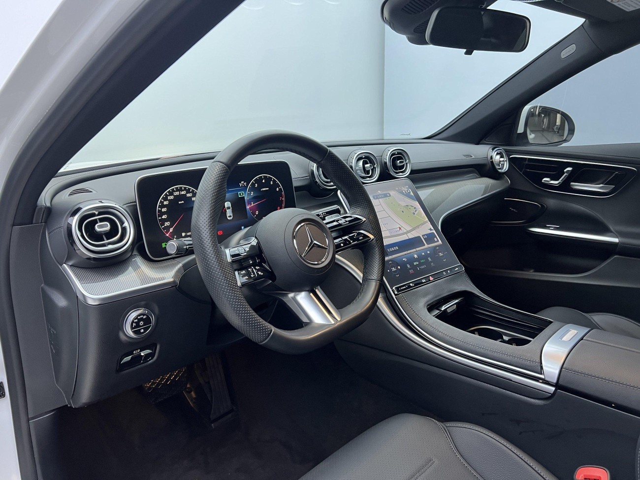 Mercedes-Benz C 260 L 2024