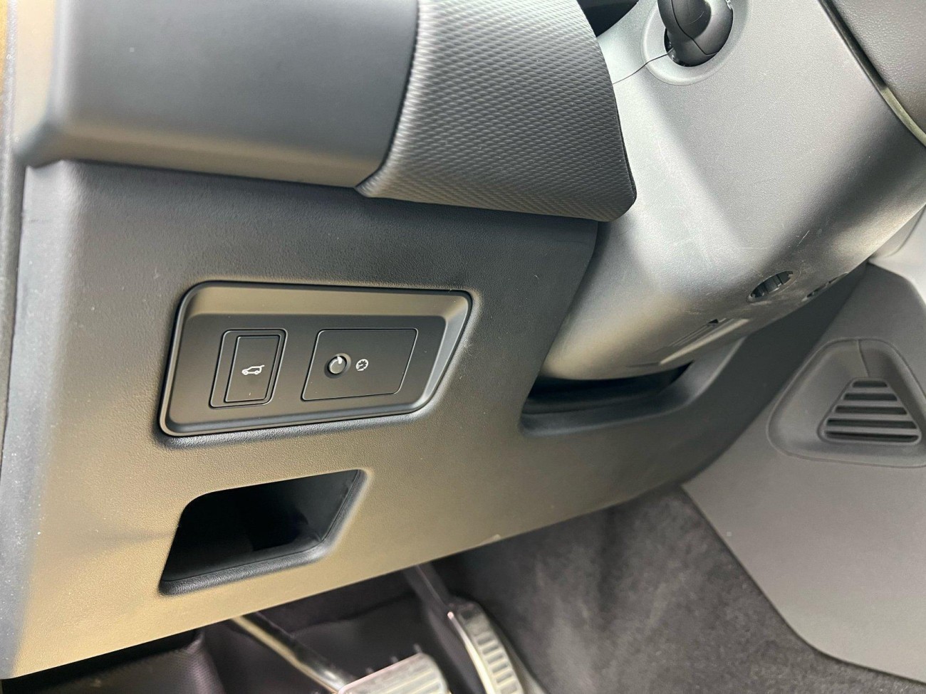 Land Rover Discovery 2021