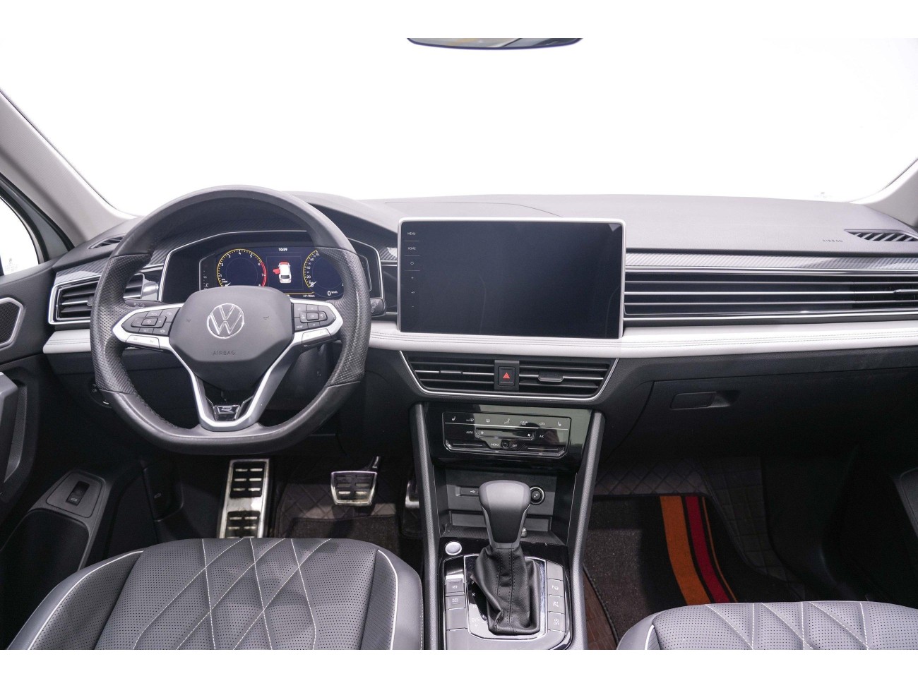 Volkswagen Tiguan L 2024