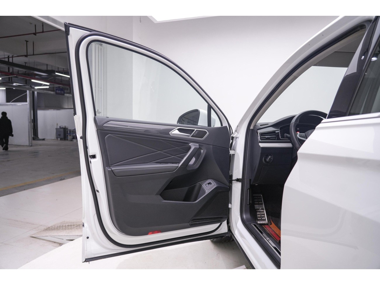 Volkswagen Tiguan L 2024