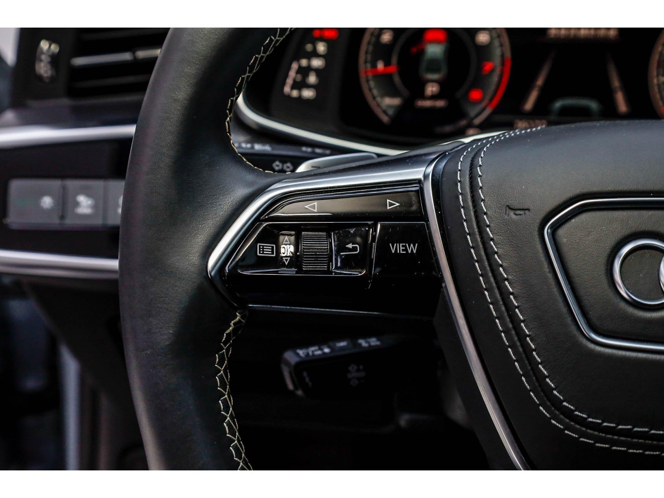 Audi A7L 45 TFSI 2025