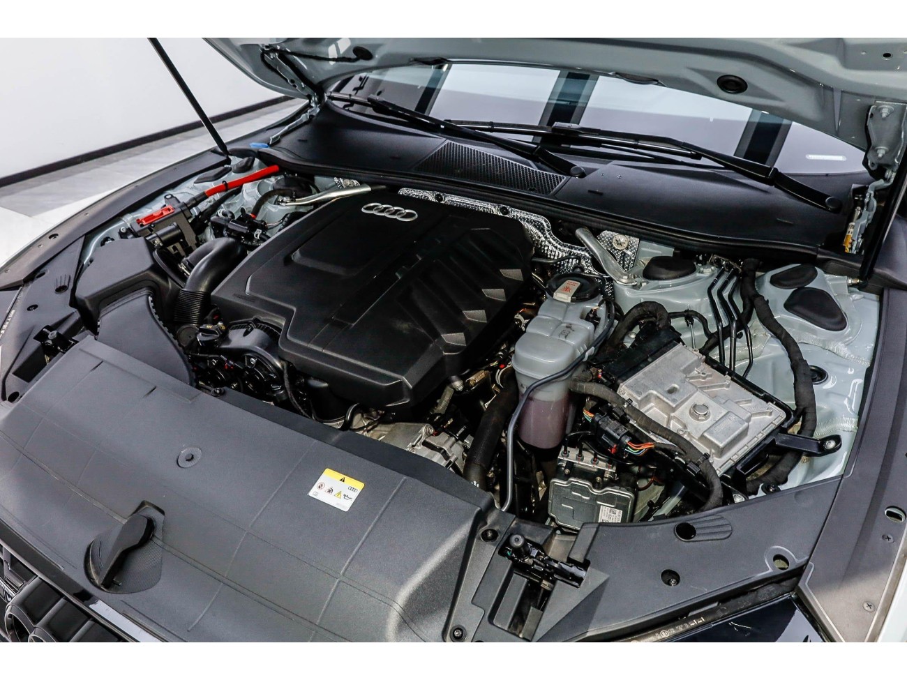 Audi A7L 45 TFSI 2025