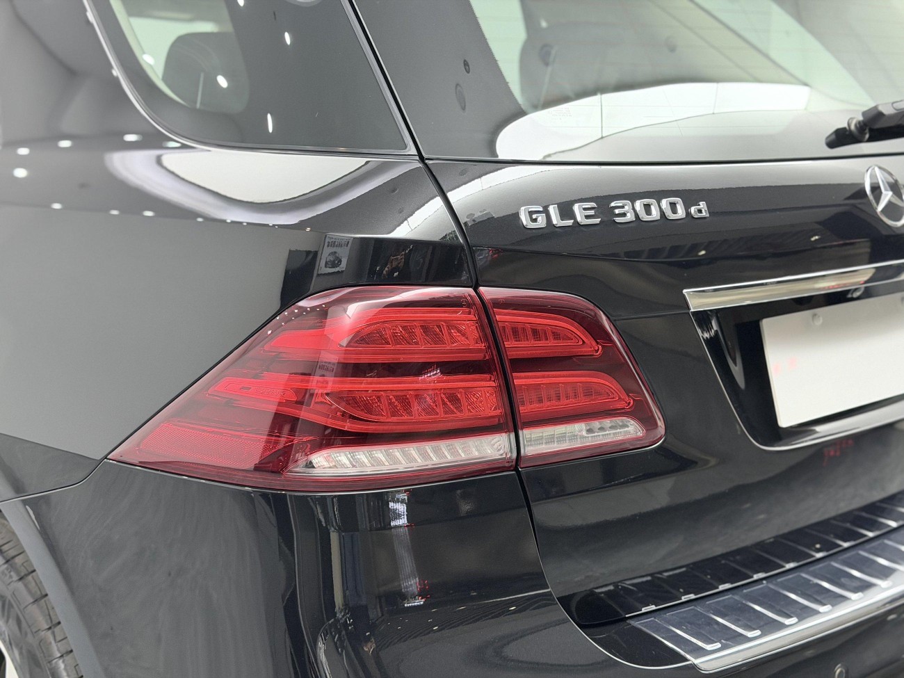 Mercedes-Benz GLE 300 d 2016