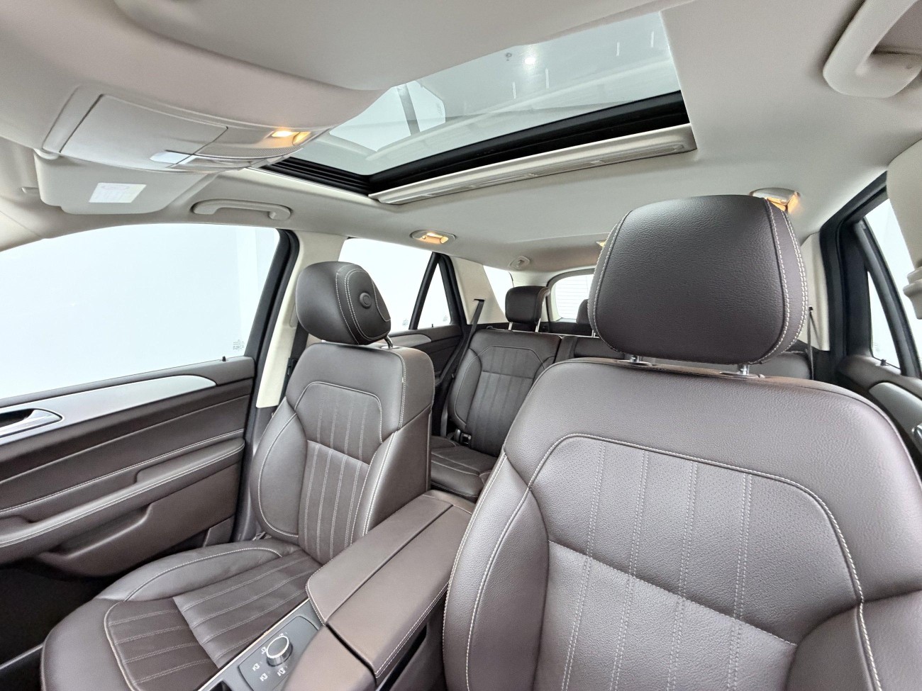 Mercedes-Benz GLE 300 d 2016