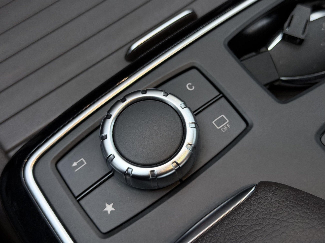 Mercedes-Benz GLE 300 d 2016