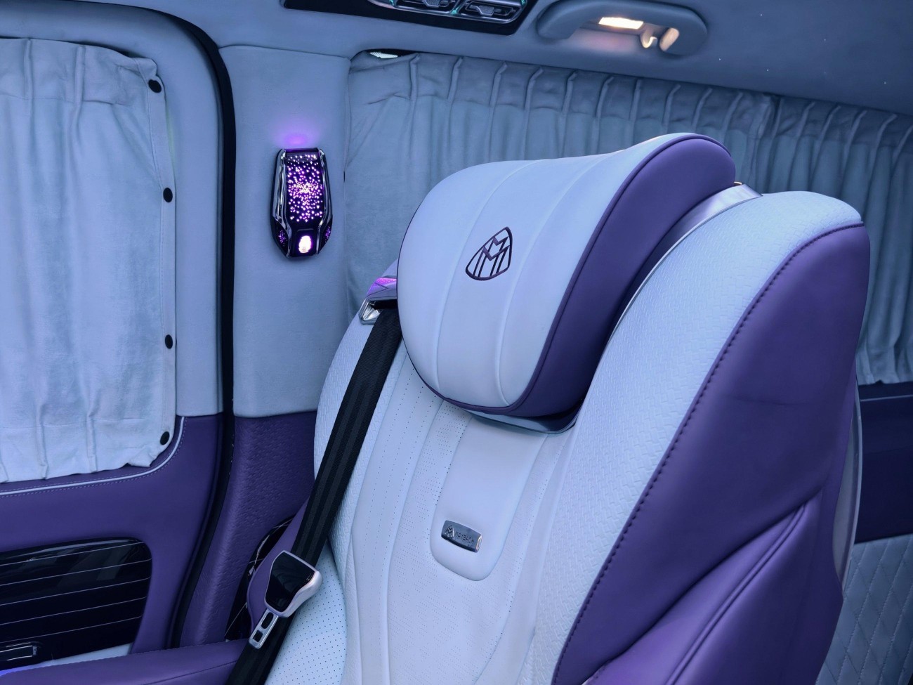 Mercedes-Benz 2023 2024