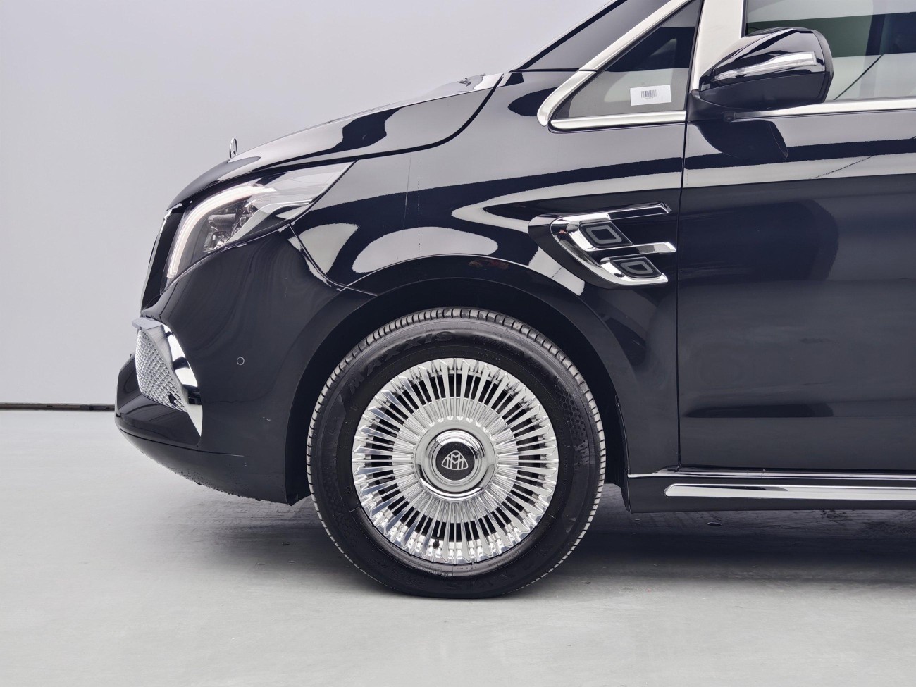 Mercedes-Benz 2023 2024