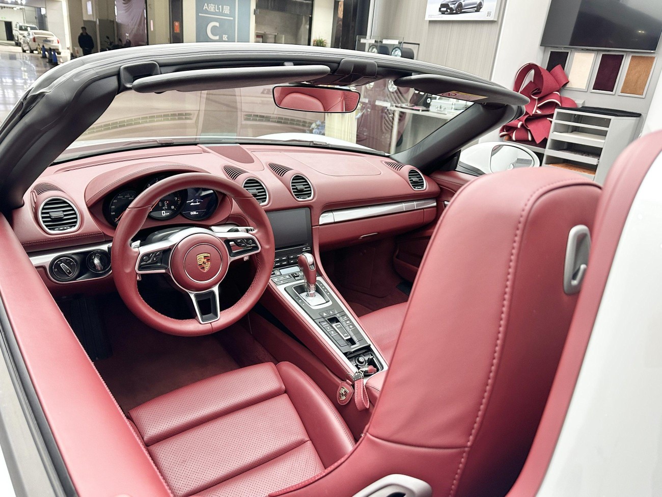 Porsche Boxster 2021