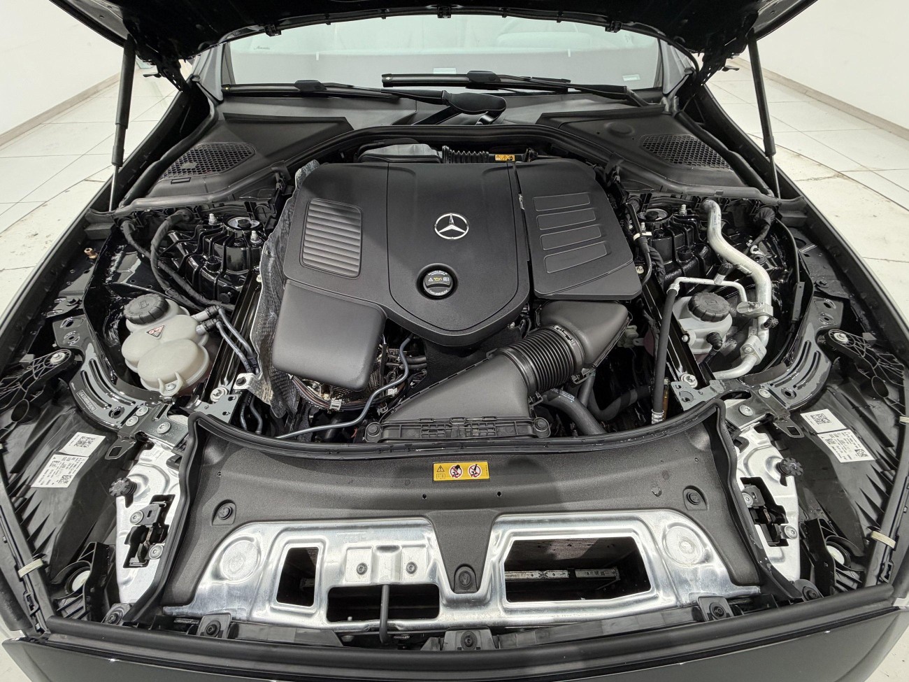 Mercedes-Benz E 260 L 2024