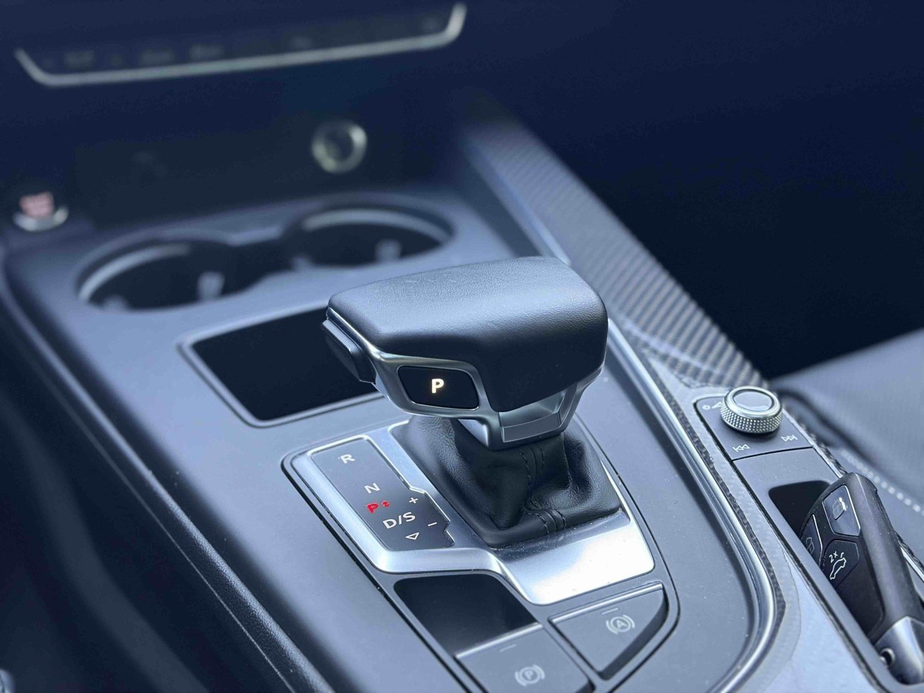 Audi A4L 40 TFSI 2023