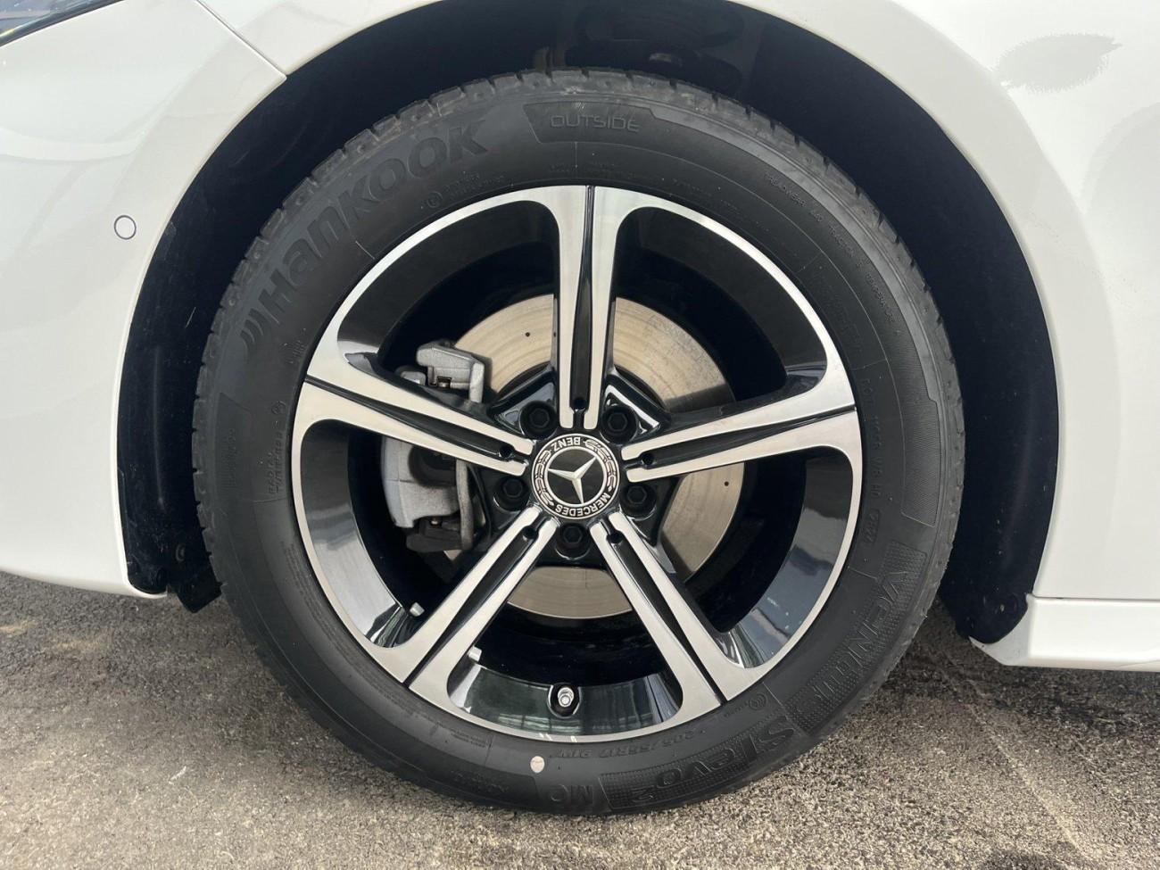 Mercedes-Benz A 200 L 2025